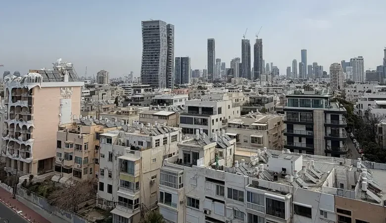 تصعيد خطير بين إيران وإسرائيل اعتراض صاروخ باليستي وصفارات الإنذار بإيلات