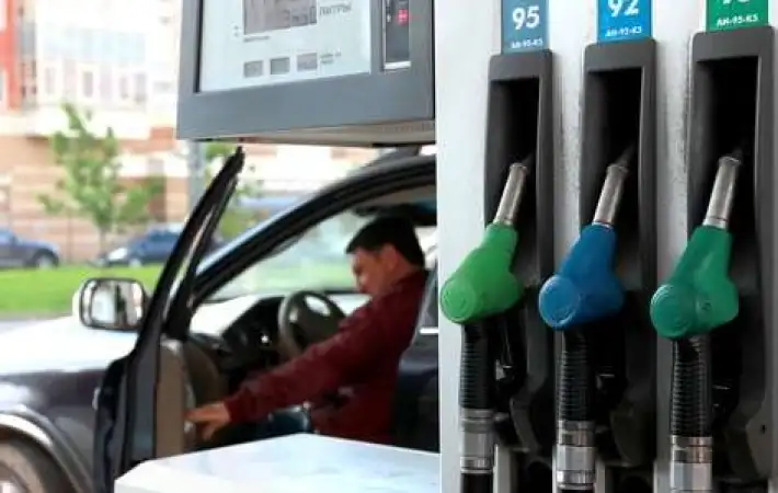 رسميًا الحكومة تكشف حقيقة زيادة أسعار البنزين والسولار في مصر اليوم الثلاثاء 10 مارس 