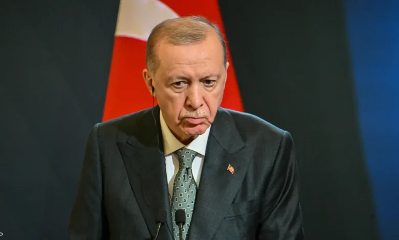 صاروخ إيراني ثالث يخترق الأجواء التركية وأردوغان يتوعد برد متزن وحذر