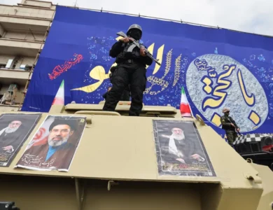 ضربات قطع الرؤوس الإسرائيلية.. هل تقود إلى انهيار النظام الإيراني؟