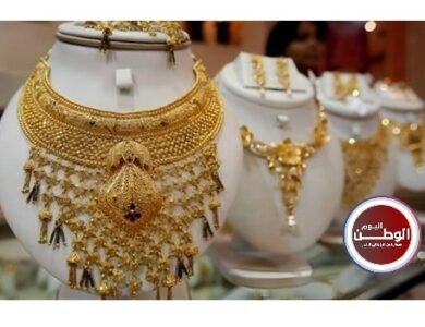 عيار 21 يسجل 6800 جنيهاً.. الذهب يهبط عالمياً والمحلي يترقب مزيداً من التحركات