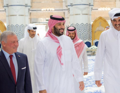 قمة جدة الثلاثية لقادة السعودية وقطر والأردن تحذر من تصعيد إيراني يهدد أمن المنطقة