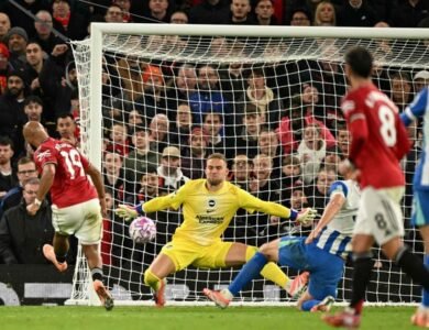 مانشستر يونايتد يواجه برايتون.. وبرشلونة يلاقي فالنسيا في قمة اليوم 24 مارس 2026 