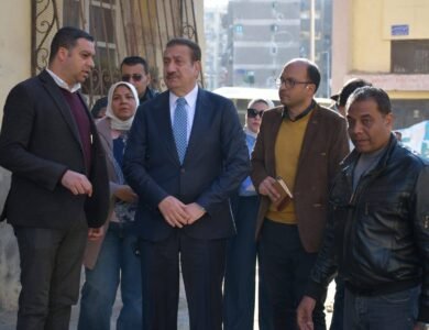 محافظ بورسعيد يوجه بالبدء في تطوير شامل لمساكن المنطقة الثالثة بحي المناخ