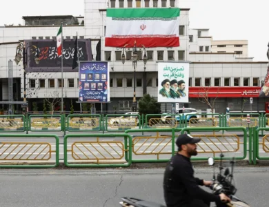 واشنطن تواصل ضرباتها على إيران وتستثني فقط منشآت الطاقة لمدة 5 أيام