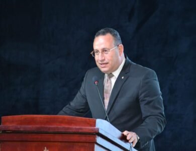 وزير التعليم العالي يوجه برفع درجة الاستعداد القصوى بالمستشفيات الجامعية