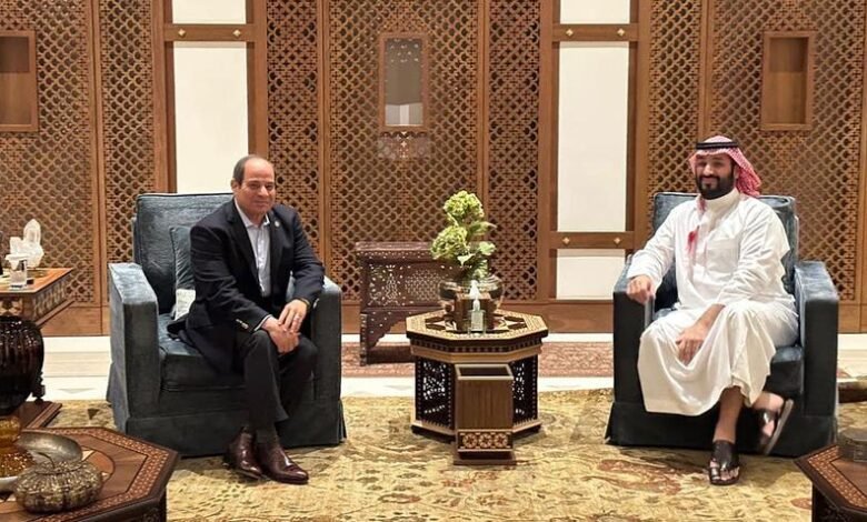 الرئيس السيسي يؤكد لولي العهد السعودي إدانة مصر للاعتداءات الإيرانية المتكررة