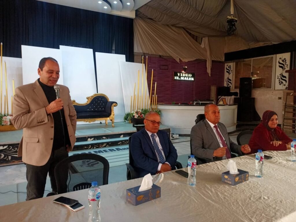 المهندس سامي ابو وردة يكريم مهندس بارز بشركة القناة لتوزيع الكهرباء بالاسماعيلية تقديرًا لعطائه وإخلاصه المهني