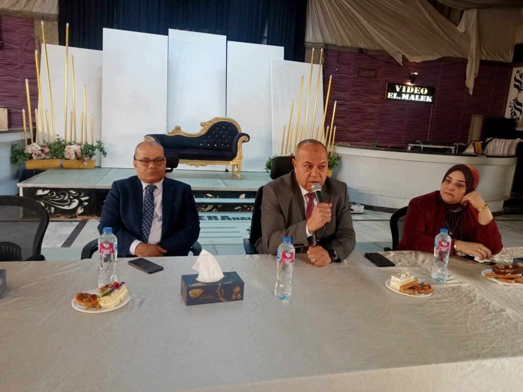 المهندس سامي ابو وردة يكريم مهندس بارز بشركة القناة لتوزيع الكهرباء بالاسماعيلية تقديرًا لعطائه وإخلاصه المهني