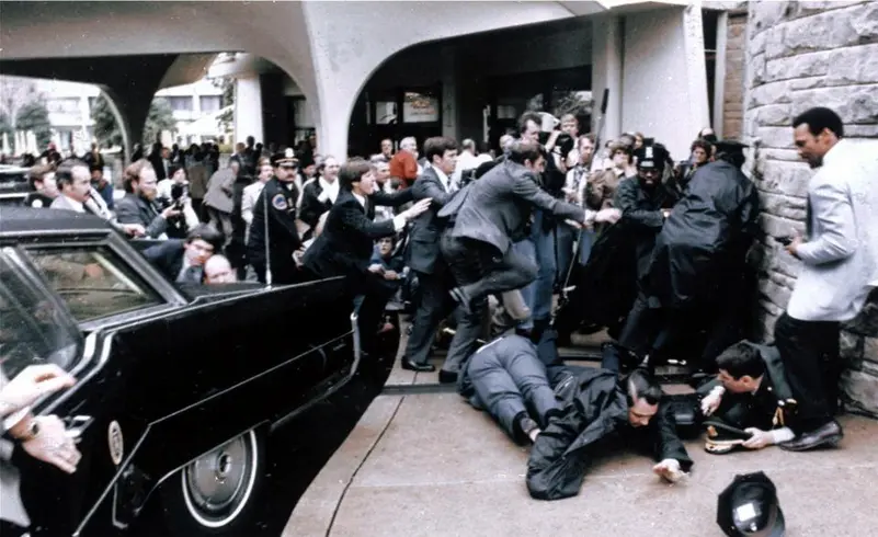 إطلاق نار بفندق تاريخي يعيد تساؤلات تأمين ترامب إلى الواجهة