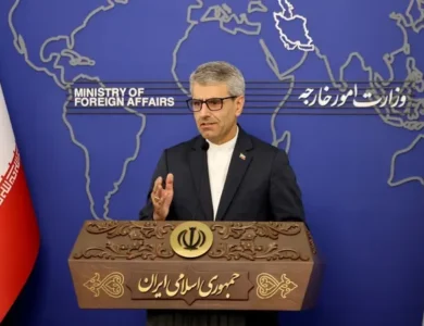 إيران تتهم أمريكا بعملية خداع لسرقة اليورانيوم أثناء إنقاذ الطيار