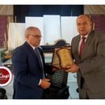 المهندس سامي ابو وردة يكريم مهندس بارز بشركة القناة لتوزيع الكهرباء بالاسماعيلية تقديرًا لعطائه وإخلاصه المهني