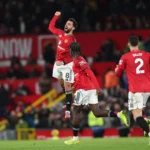 بث مباشر مانشستر يونايتد وبرينتفورد الليلة في صراع الحسم الأوروبي المنتظر