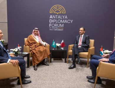 تحركات عربية مكثفة في أنطاليا لفرض هدنة شاملة في غزة