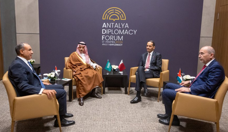 تحركات عربية مكثفة في أنطاليا لفرض هدنة شاملة في غزة