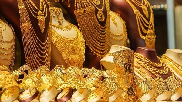 تراجع جديد في أسعار الذهب اليوم بمصر وعيار 24 يقود الهبوط