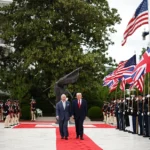 ترامب خلال استقباله الملك تشارلز الثالث لا أصدقاء أقرب لأميركا من البريطانيين