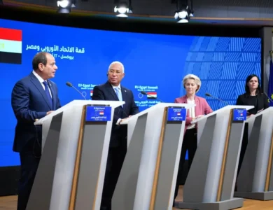 حديث ودي يعكس التقارب العربي في اجتماع قبرص التشاوري الدولي