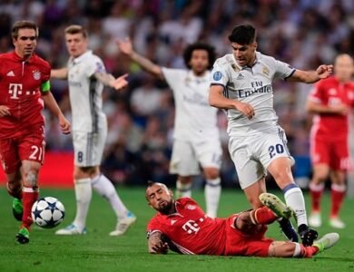 ريال مدريد يواجه بايرن ميونخ وسيراميكا يصطدم بالأهلي.. مواعيد مباريات اليوم والقنوات الناقلة