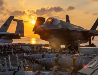 سباق أميركي إيراني محموم للعثور على طيار مفقود داخل الأراضي الإيرانية