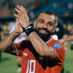 صلاح على أعتاب معادلة إنجاز جيرارد في ديربي ميرسيسايد الأخير