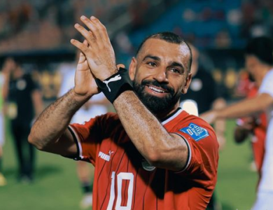 صلاح على أعتاب معادلة إنجاز جيرارد في ديربي ميرسيسايد الأخير