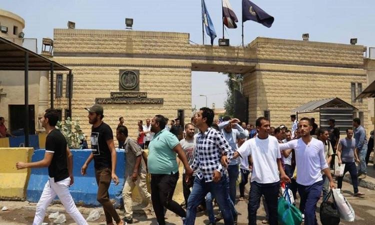 عفو رئاسي يعيد الأمل لـ 602 أسرة مصرية في ذكرى تحرير سيناء