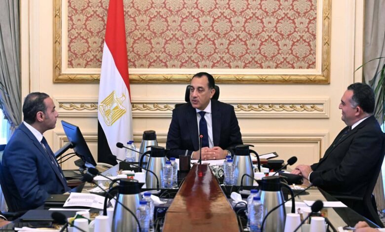 مدبولي يسرّع إصلاحات سوق المال ويدفع بقيد شركات الدولة بالبورصة