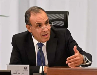 وزير الخارجية العالم يدفع ثمن حرب إيران.. ومصر تبذل جهوداً مكثفة للحل السياسي