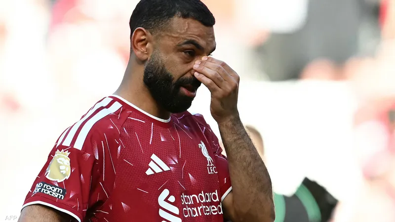 دموع محمد صلاح تُشعل آنفيلد في ليلة وداع أسطورية لجماهير ليفربول - فيديو