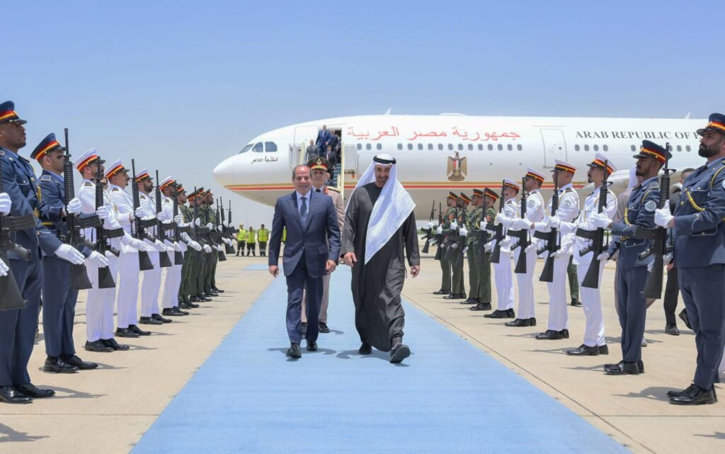 الرئيس السيسي ومحمد بن زايد يؤكدان وحدة المصير ودعم استقرار المنطقة العربية