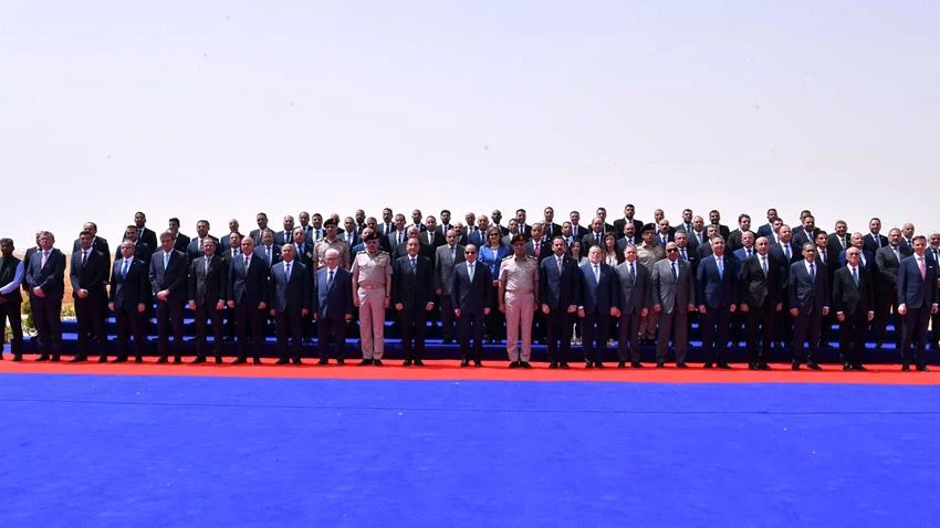  الرئيس السيسي يفتتح مشروع الدلتا الجديدة بمحور الشيخ زايد