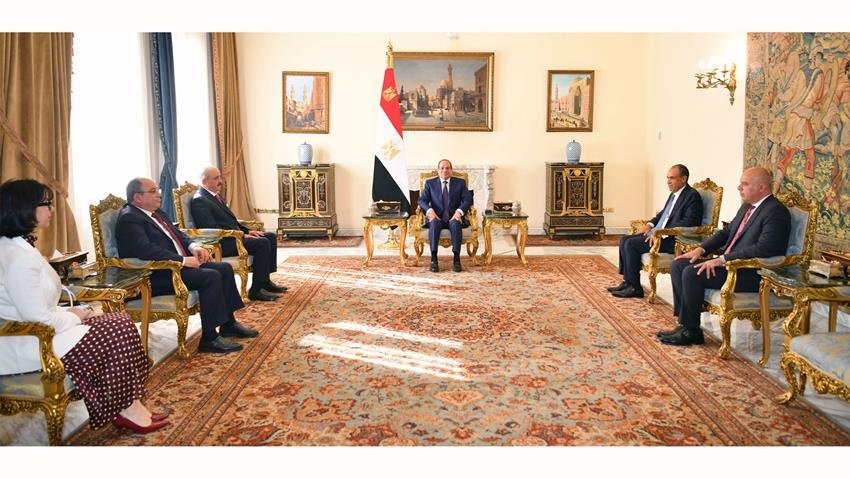 الرئيس السيسي يؤكد دعم التعاون المصري التونسي وتعزيز التنسيق لمواجهة التحديات الإقليمية