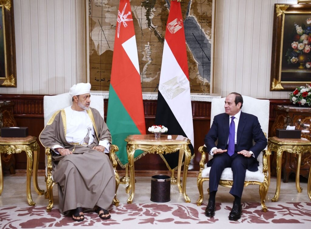 الرئيس السيسي يؤكد دعم مصر الكامل لعُمان وتعزيز الاستقرار الإقليمي المشترك