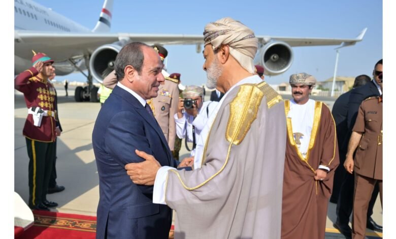 السيسي في عُمان زيارة أخوية تعزز العلاقات مع السلطان هيثم بن طارق