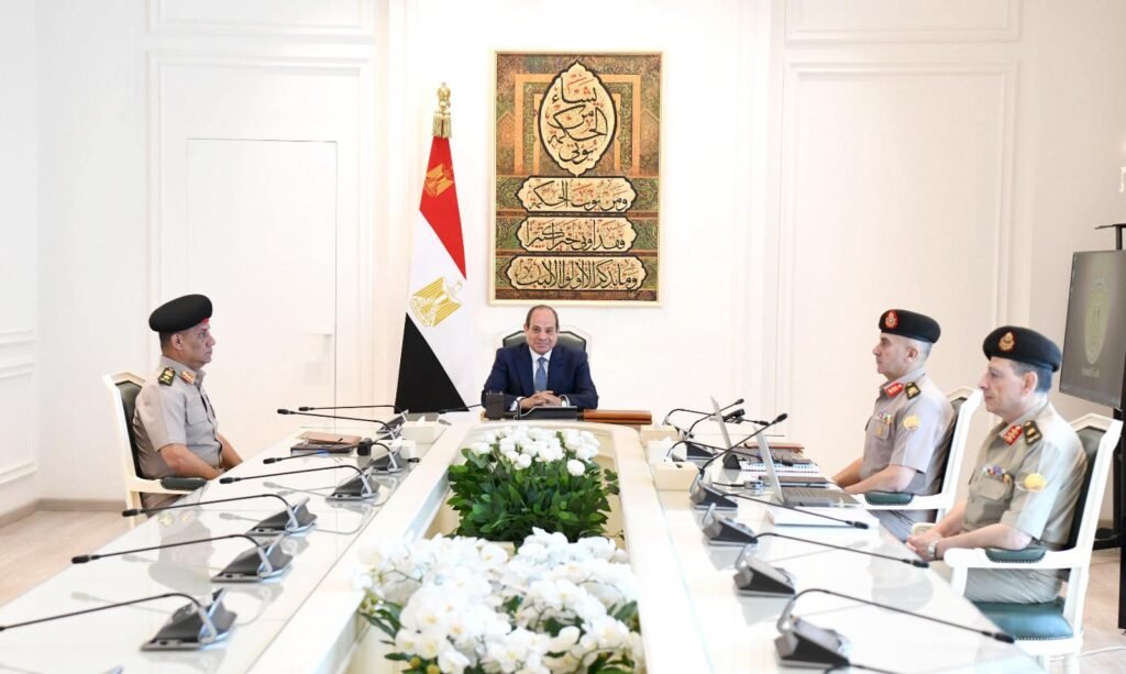 السيسي يوجه بسرعة إنجاز المشروعات التنموية لتحسين الخدمات وتحقيق التنمية المستدامة