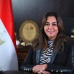 د.منال عوض تتابع موقف الأسواق ونقاط الإطفاء ومواقف النقل الجماعي بالمرحلة الأولى