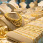 سعر الذهب في الفترة المسائية اليوم الجمعة يواصل التراجع وعيار 21 يسجل انخفاضًا جديدًا