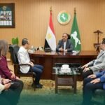 محافظ الشرقية ووزارة الصحة يتابعان تطوير المستشفيات وتحسين الخدمات الطبية بالمحافظة