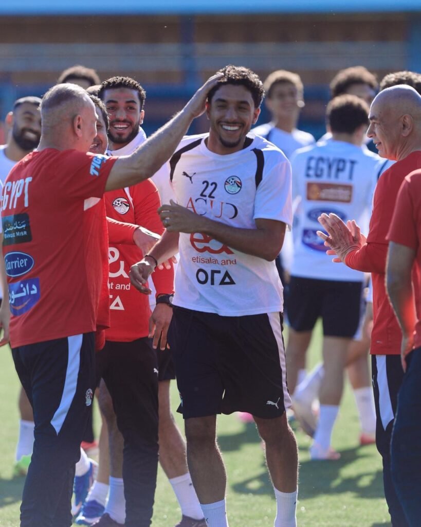 منتخب مصر يكتمل النجوم استعدادًا لمواجهة البرازيل وممر شرفي لمرموش الودية بالصور