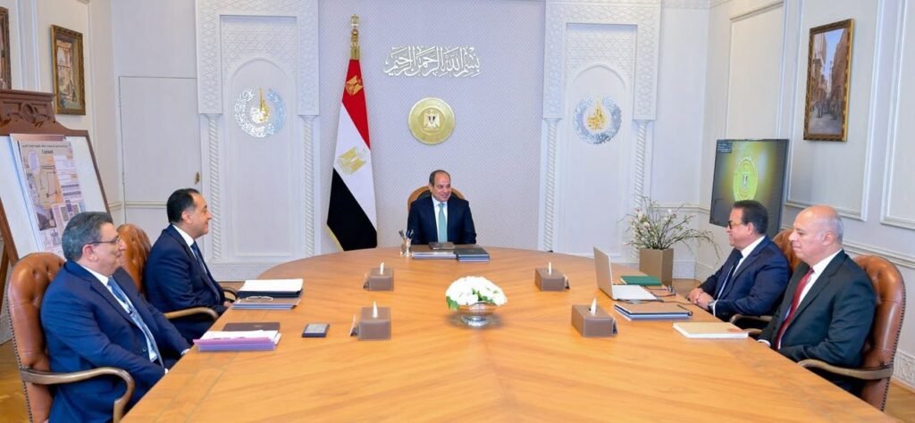 السيسي يوجه بتسريع رقمنة التأمين الصحي وتطوير المنشآت الطبية المتخصصة