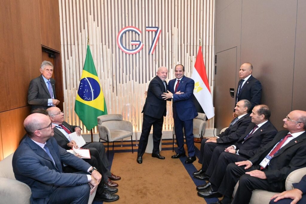 الرئيس السيسي يلتقي رئيس البرازيل لولا دا سيلفا على هامش قمة السبع