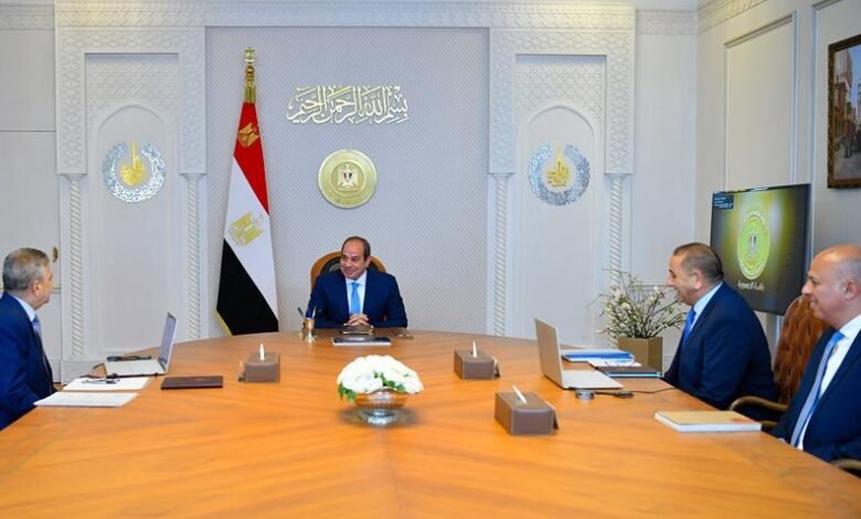 السيسي يتابع تطوير قناة السويس ويوجه بتوطين الصناعة البحرية وتعزيز قدرات التصدير الوطنية