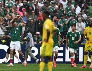 المكسيك يفتتح مونديال 2026 بثنائية قوية وطردين أمام جنوب أفريقيا