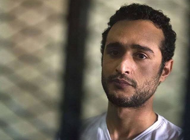 حبس أحمد دومة عامًا مع النفاذ بتهمة نشر أخبار كاذبة