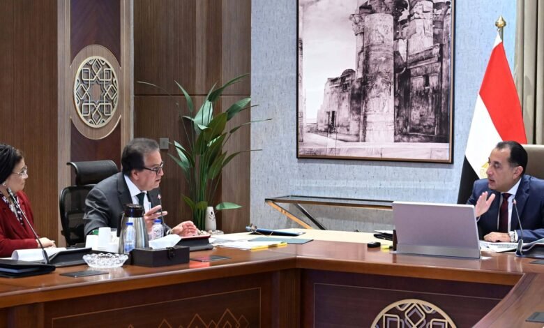 رئيس الوزراء يتابع حوكمة صرف ألبان الأطفال الصناعية المدعمة بالعاصمة الجديدة