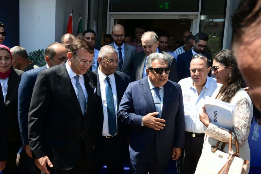 محافظ الدقهلية يفتتح فرع بنك قطر الوطني بمنية النصر لدعم الاستثمار والخدمات المصرفية  