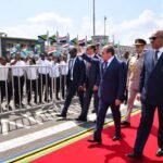 السيسي يصل تنزانيا لتعزيز الشراكة الاستراتيجية وتوسيع آفاق التعاون بين البلدين الشقيقين