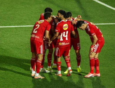 الأهلي يواجه النصر وديًا الخميس وعموتة يختبر الصفقات الجديدة قبل انطلاق الموسم