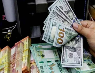 الدولار يقفز بالبنوك اليوم والأموال الساخنة تعود بقوة إلى السوق المصرية